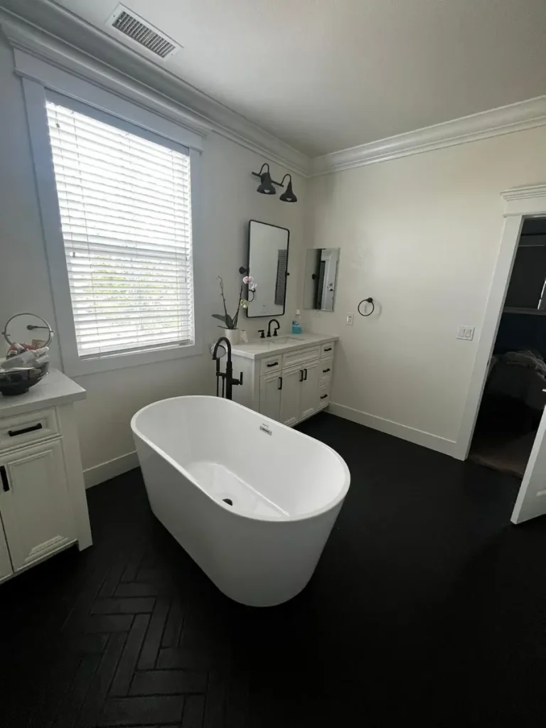 Bathtub Remodeling on a Budget: Smart Tips for a Fresh Look