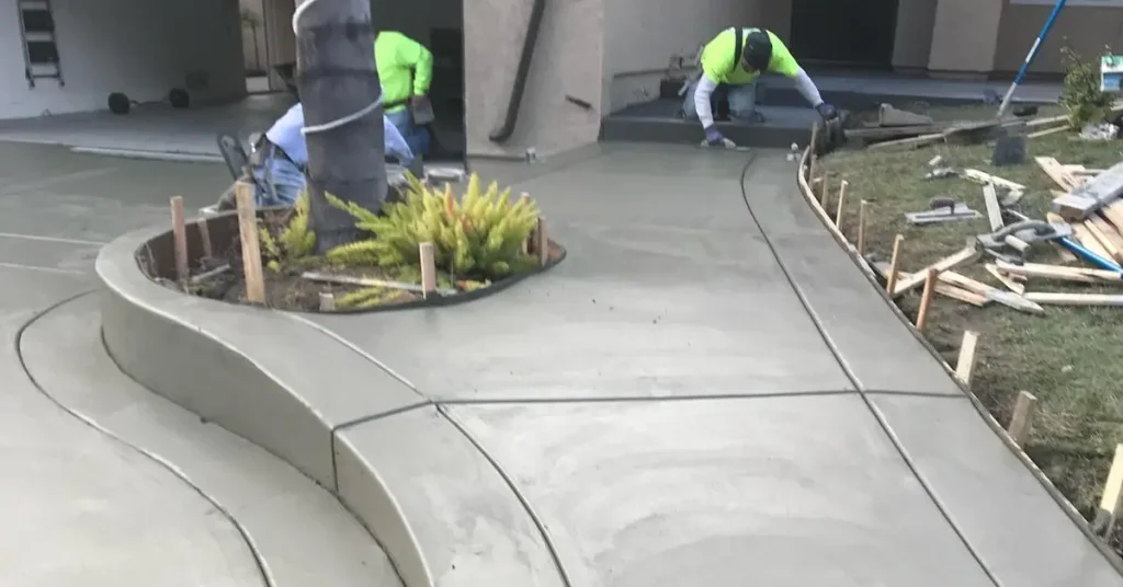 landscaper and hardscaper